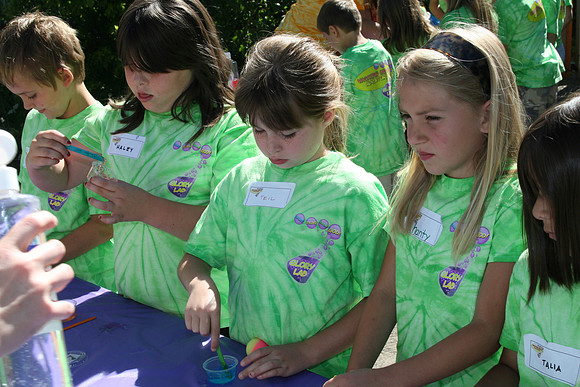 VBS 071609 051